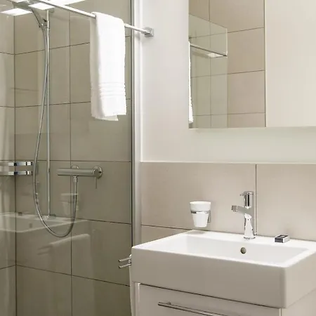 アパート Titlis Studio 922